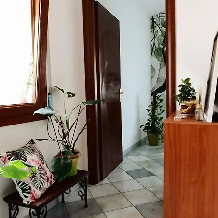 Da Monica アパート *